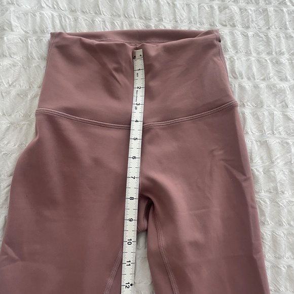 Lululemon Wunder Under Leggings - Picture 5 of 6